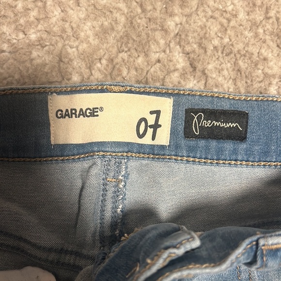 Garage shorts - Picture 4 of 4